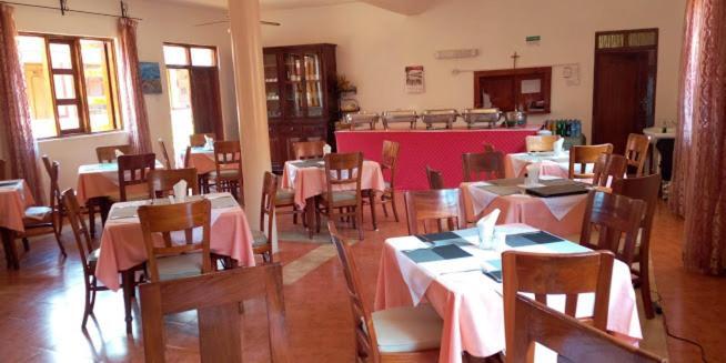 Miryams Village Inn Safari Lodge Sultan Hamud Εξωτερικό φωτογραφία